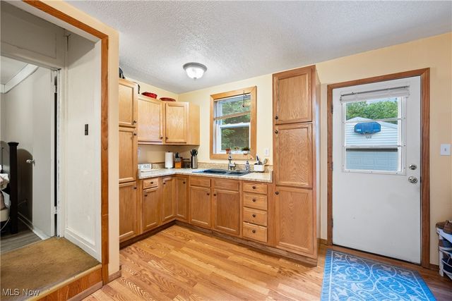 1706 40th Street NW, Canton, OH 44709