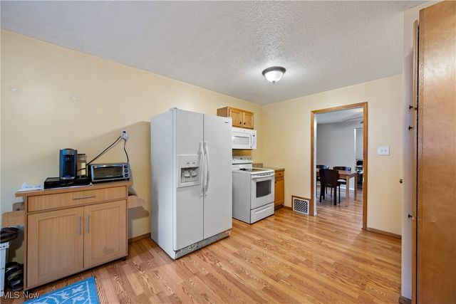 1706 40th Street NW, Canton, OH 44709