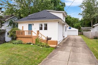 1706 40th Street NW, Canton, OH 44709