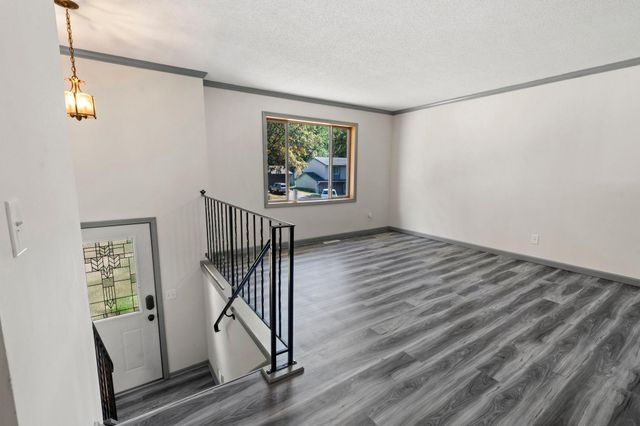 10560 Unity Street NW, Coon Rapids, MN 55433