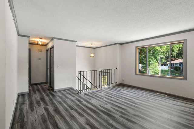 10560 Unity Street NW, Coon Rapids, MN 55433