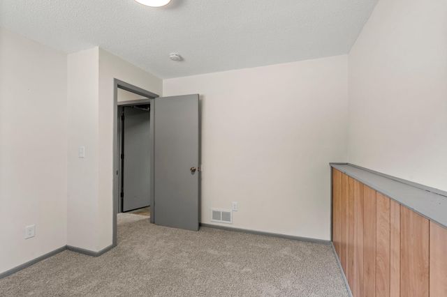 10560 Unity Street NW, Coon Rapids, MN 55433