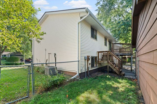 10560 Unity Street NW, Coon Rapids, MN 55433
