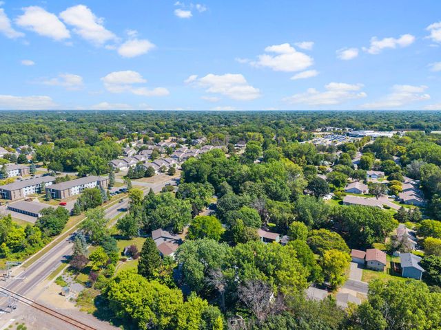 10560 Unity Street NW, Coon Rapids, MN 55433