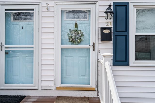 23 Cotter Court, Manchester, NH 03103