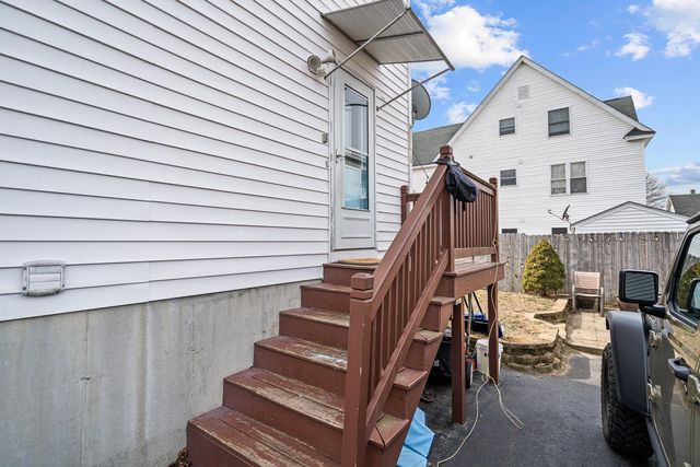 23 Cotter Court, Manchester, NH 03103