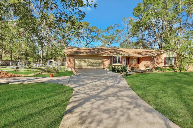 414 Mariachi Street, Crosby, TX 77532