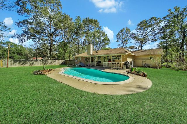 414 Mariachi Street, Crosby, TX 77532
