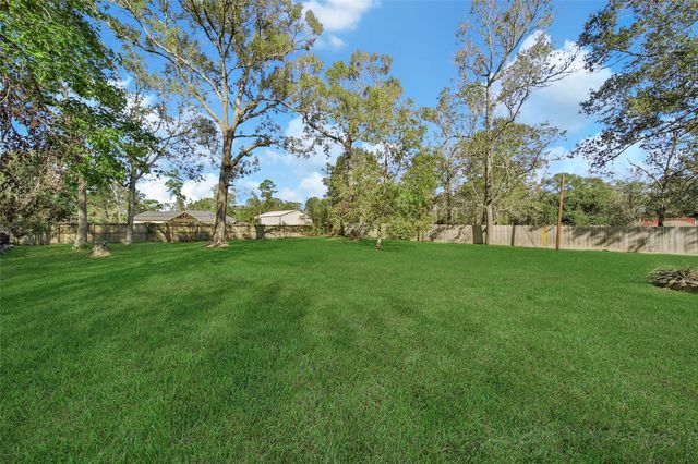 414 Mariachi Street, Crosby, TX 77532