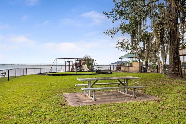 414 Mariachi Street, Crosby, TX 77532
