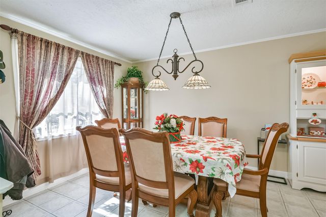 414 Mariachi Street, Crosby, TX 77532