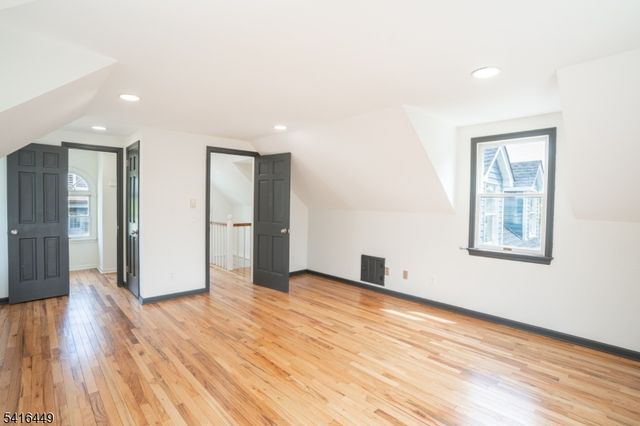 86 Kingwood Stockton Rd, Delaware Twp., NJ 08559