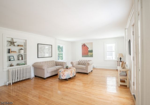 86 Kingwood Stockton Rd, Delaware Twp., NJ 08559