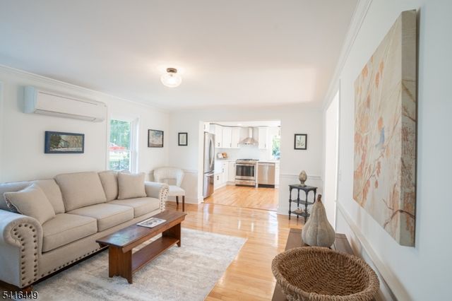 86 Kingwood Stockton Rd, Delaware Twp., NJ 08559