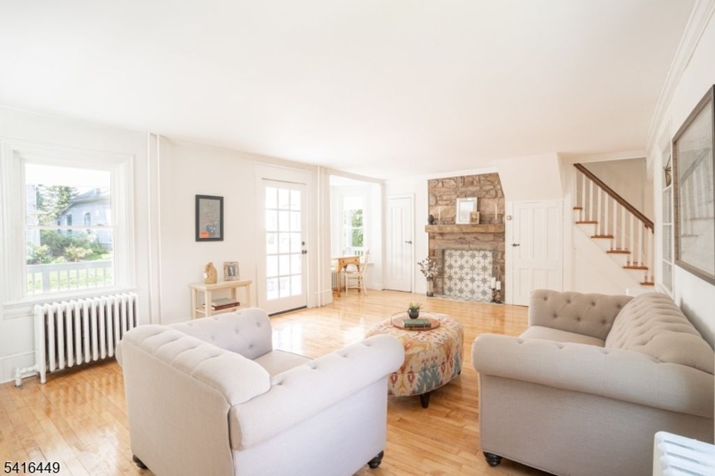 86 Kingwood Stockton Rd, Delaware Twp., NJ 08559