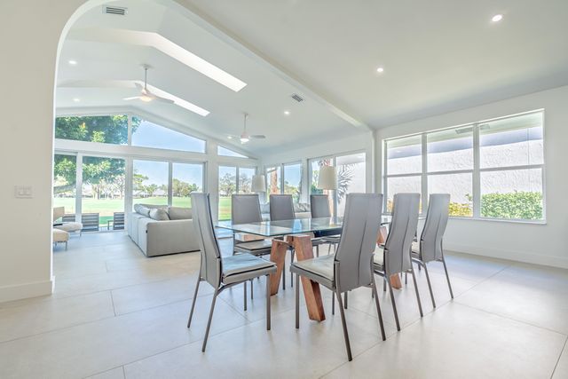 13090 Touchstone Place, Palm Beach Gardens, FL 33418