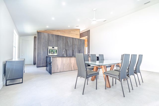 13090 Touchstone Place, Palm Beach Gardens, FL 33418