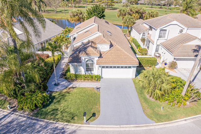 13090 Touchstone Place, Palm Beach Gardens, FL 33418