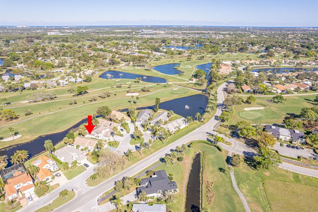 13090 Touchstone Place, Palm Beach Gardens, FL 33418