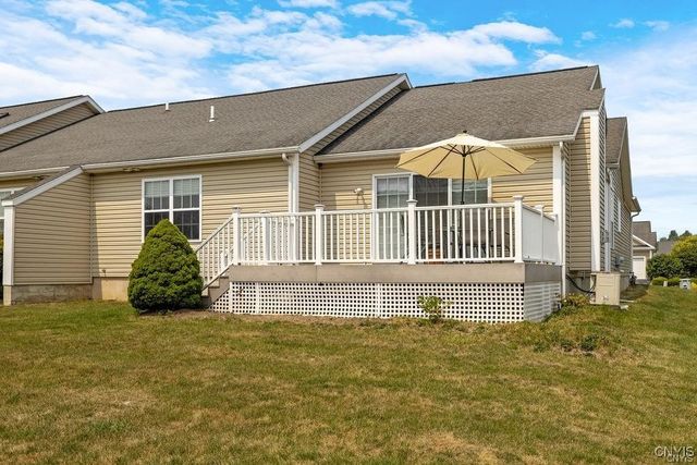 3780 Neptune Lane, Camillus, NY 13209