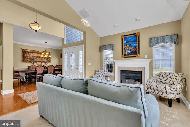 30 POINT PLEASANT DR, Waretown, NJ 08758
