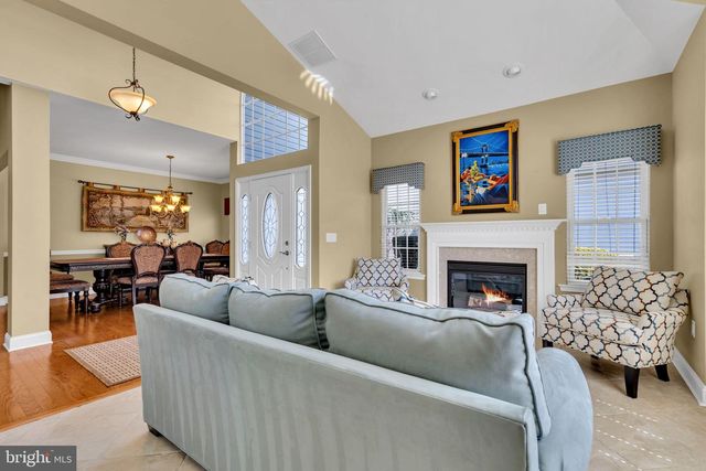 30 POINT PLEASANT DR, Waretown, NJ 08758