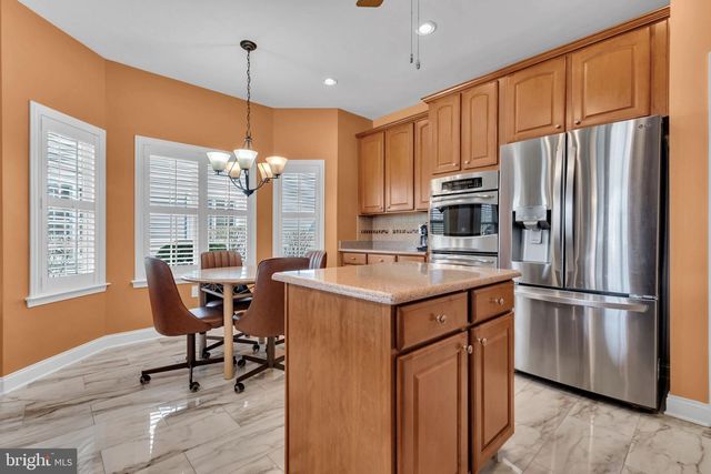30 POINT PLEASANT DR, Waretown, NJ 08758