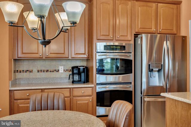 30 POINT PLEASANT DR, Waretown, NJ 08758