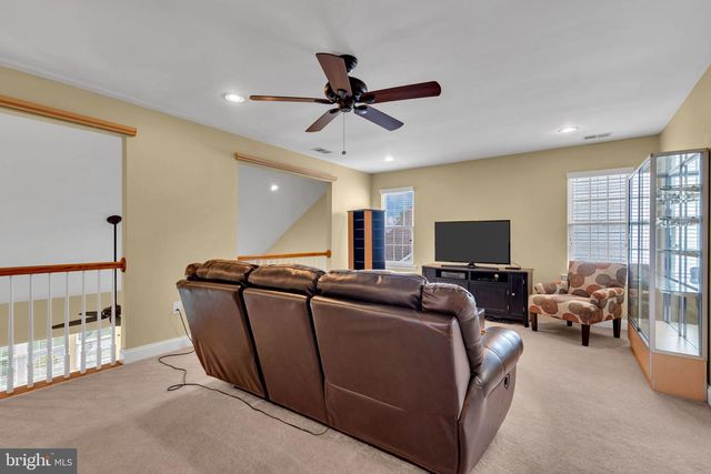 30 POINT PLEASANT DR, Waretown, NJ 08758