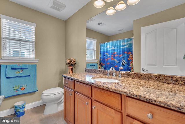 30 POINT PLEASANT DR, Waretown, NJ 08758