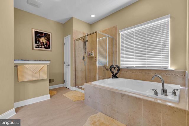 30 POINT PLEASANT DR, Waretown, NJ 08758