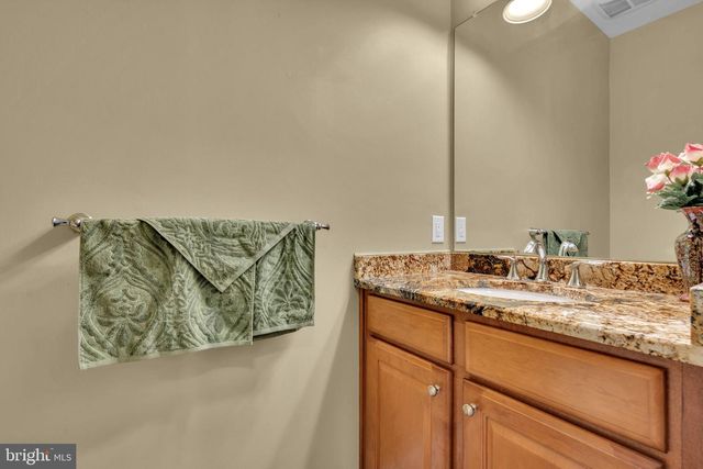 30 POINT PLEASANT DR, Waretown, NJ 08758
