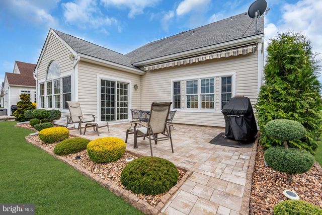 30 POINT PLEASANT DR, Waretown, NJ 08758