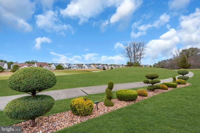 30 POINT PLEASANT DR, Waretown, NJ 08758