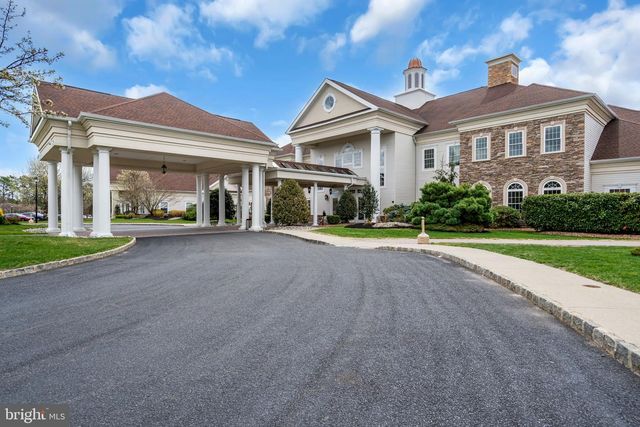 30 POINT PLEASANT DR, Waretown, NJ 08758