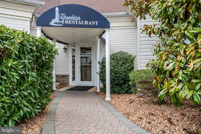 30 POINT PLEASANT DR, Waretown, NJ 08758