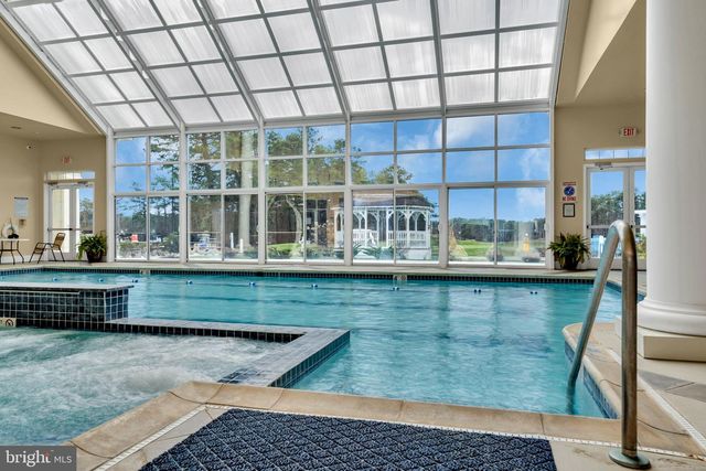 30 POINT PLEASANT DR, Waretown, NJ 08758