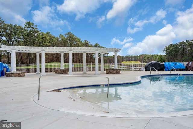 30 POINT PLEASANT DR, Waretown, NJ 08758