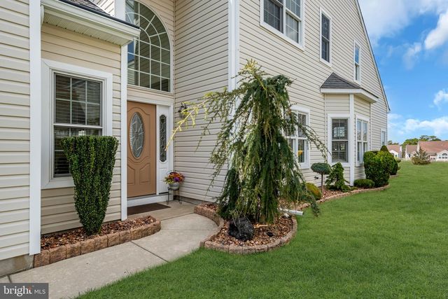 30 POINT PLEASANT DR, Waretown, NJ 08758