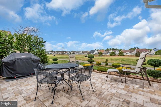 30 POINT PLEASANT DR, Waretown, NJ 08758