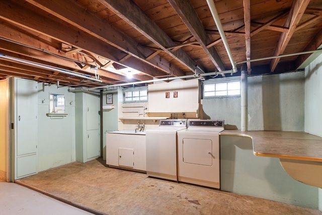 59 Brooklawn St, New Bedford, MA 02745