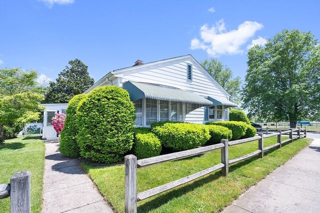 59 Brooklawn St, New Bedford, MA 02745