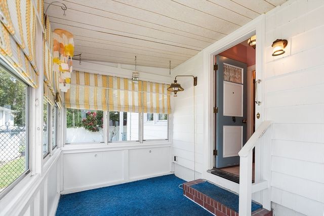 59 Brooklawn St, New Bedford, MA 02745