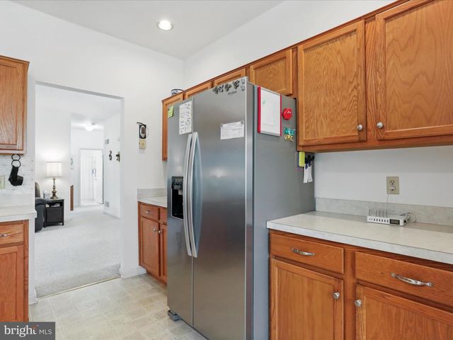 1932 BELL AVE, Chambersburg, PA 17202
