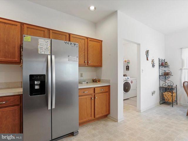 1932 BELL AVE, Chambersburg, PA 17202