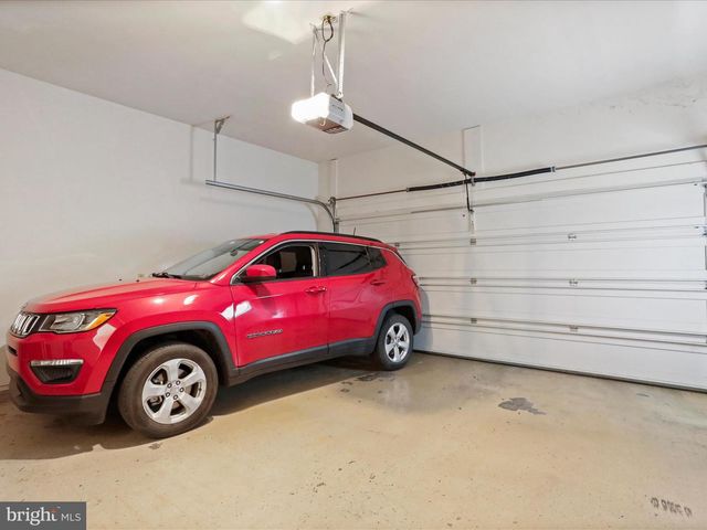 1932 BELL AVE, Chambersburg, PA 17202