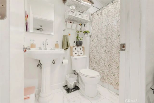 764 W 107th Street, Los Angeles, CA 90044