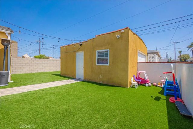 764 W 107th Street, Los Angeles, CA 90044