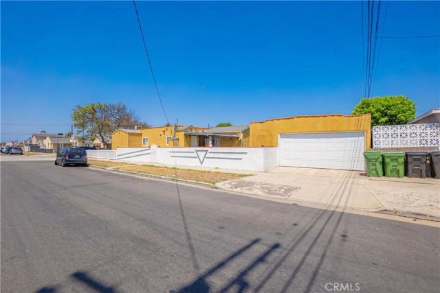 764 W 107th Street, Los Angeles, CA 90044