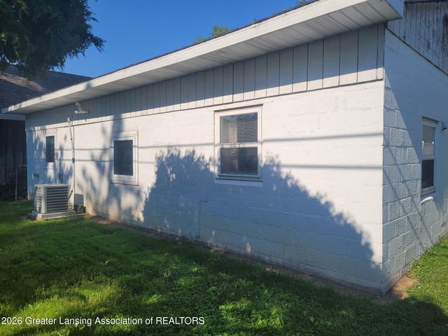 215 Winifred Avenue A & B, Lansing, MI 48917